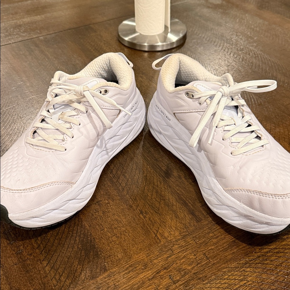 Hoka Bondi Women's White Running Shoes - Picture 13 of 13
